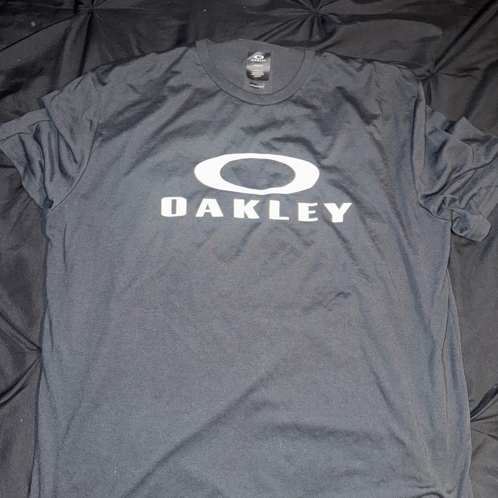 Oakley Men's Black T-Shirt